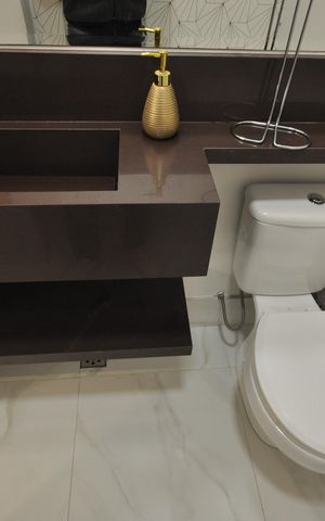 Casa à venda com 253m², 3 quartos e 5 vagasLavabo