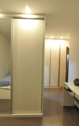 Casa à venda com 253m², 3 quartos e 5 vagasSuíte 2