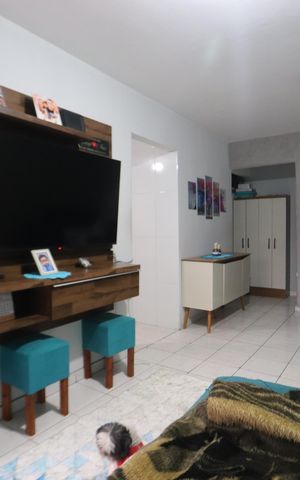 Casa à venda com 105m², 3 quartos e 2 vagasSala