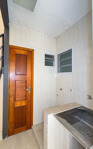 Casa para alugar com 233m², 3 quartos e 4 vagasÁrea de Serviço
