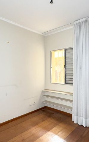 Casa para alugar com 233m², 3 quartos e 4 vagasQuarto 2 - Suíte