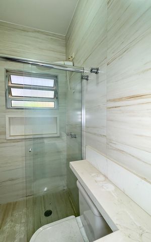 Casa para alugar com 233m², 3 quartos e 4 vagasBanheiro da Suíte 1