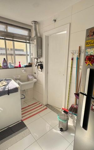 Apartamento à venda com 216m², 3 quartos e 4 vagas Apartamento à venda com 216m², 3 quartos e 4 vagasÁrea de Serviço
