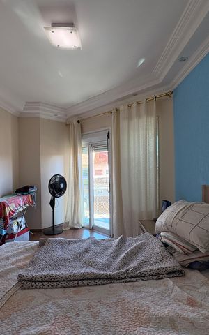 Casa à venda com 316m², 3 quartos e 5 vagas Casa à venda com 316m², 3 quartos e 5 vagasSuite