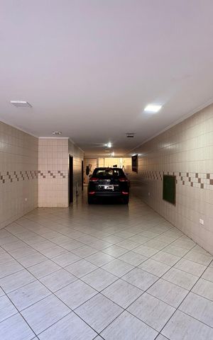 Casa à venda com 316m², 3 quartos e 5 vagas Casa à venda com 316m², 3 quartos e 5 vagasGaragem