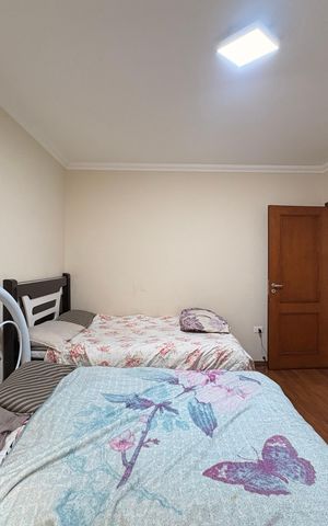 Casa à venda com 316m², 3 quartos e 5 vagas Casa à venda com 316m², 3 quartos e 5 vagasQuarto 1