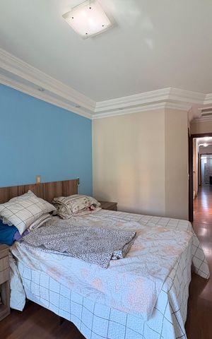 Casa à venda com 316m², 3 quartos e 5 vagas Casa à venda com 316m², 3 quartos e 5 vagasSuite