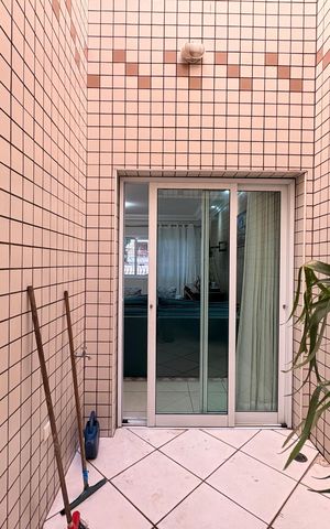 Casa à venda com 316m², 3 quartos e 5 vagas Casa à venda com 316m², 3 quartos e 5 vagasJardim de inverno