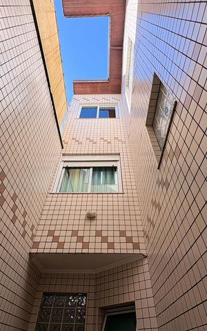 Casa à venda com 316m², 3 quartos e 5 vagas Casa à venda com 316m², 3 quartos e 5 vagasJardim de inverno