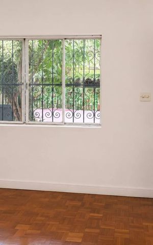 Casa para alugar com 100m², 4 quartos e 4 vagas Casa para alugar com 100m², 4 quartos e 4 vagasSala