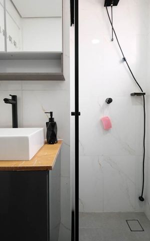 Casa de condomínio à venda com 88m², 2 quartos e 1 vagaBanheiro social
