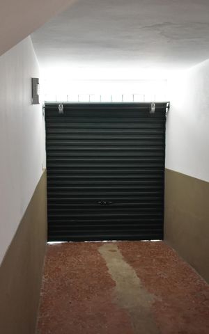 Casa à venda com 138m², 4 quartos e 2 vagasGaragem