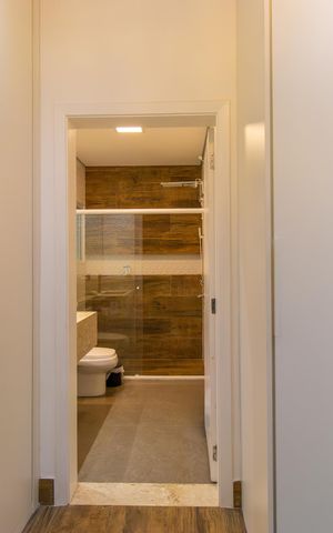 Casa de condomínio para alugar com 300m², 3 quartos e 4 vagas Casa de condomínio para alugar com 300m², 3 quartos e 4 vagasCloset do Quarto 3 - Suíte
