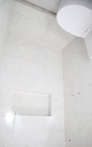 Casa à venda com 250m², 4 quartos e 1 vagaBANHEIRO 5