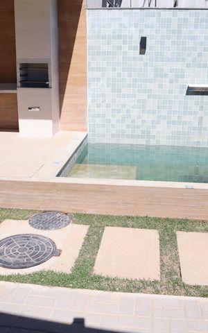 Casa à venda com 250m², 4 quartos e 1 vagaPISCINA COM CASCATA