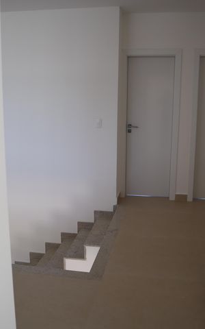Casa à venda com 250m², 4 quartos e 1 vagaACESSO AOS QUARTOS