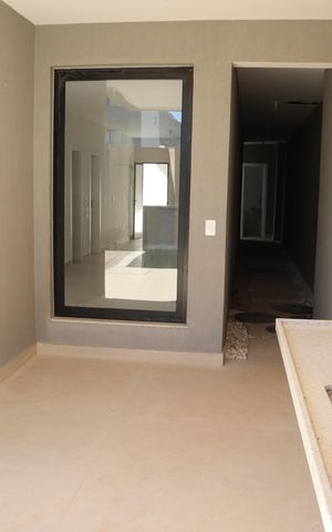 Casa à venda com 250m², 4 quartos e 1 vagaAREA EXTERNA