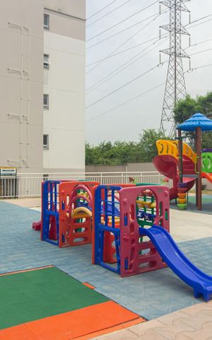 Apartamento para alugar com 45m², 2 quartos e 1 vaga Apartamento para alugar com 45m², 2 quartos e 1 vagaÁrea comum - Playground