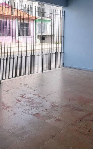 Casa para alugar com 150m², 2 quartos e 3 vagas Casa para alugar com 150m², 2 quartos e 3 vagasGaragem