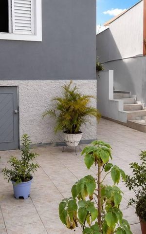 Casa para alugar com 150m², 2 quartos e 3 vagas Casa para alugar com 150m², 2 quartos e 3 vagasÁrea externa