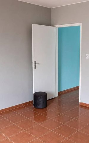 Casa para alugar com 150m², 2 quartos e 3 vagas Casa para alugar com 150m², 2 quartos e 3 vagasQuarto