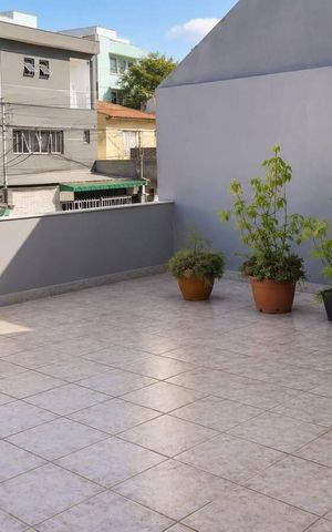 Casa para alugar com 150m², 2 quartos e 3 vagas Casa para alugar com 150m², 2 quartos e 3 vagasÁrea externa