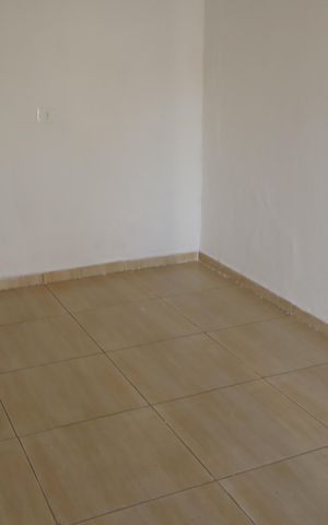 Casa para alugar com 80m², 2 quartos e 1 vagaSala