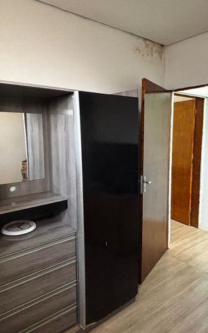 Casa à venda com 240m², 3 quartos e 2 vagas Casa à venda com 240m², 3 quartos e 2 vagasCasa 1 - Quarto 2