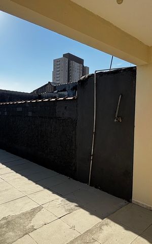 Casa à venda com 240m², 3 quartos e 2 vagas Casa à venda com 240m², 3 quartos e 2 vagasCasa 2 - Quintal