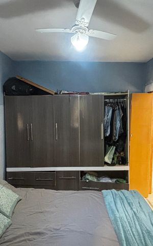 Casa à venda com 240m², 3 quartos e 2 vagas Casa à venda com 240m², 3 quartos e 2 vagasCasa 2 - Quarto 1
