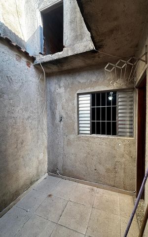 Casa à venda com 240m², 3 quartos e 2 vagas Casa à venda com 240m², 3 quartos e 2 vagasCasa 2 - Area de Serviço