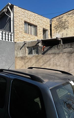 Casa à venda com 240m², 3 quartos e 2 vagas Casa à venda com 240m², 3 quartos e 2 vagasCasa 2 - Garagem
