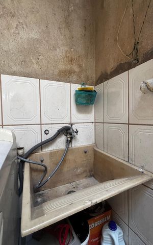 Casa à venda com 240m², 3 quartos e 2 vagas Casa à venda com 240m², 3 quartos e 2 vagasCasa 2 - Area de Serviço
