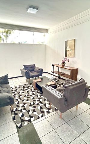 Apartamento para alugar com 75m², 2 quartos e 1 vaga Apartamento para alugar com 75m², 2 quartos e 1 vagaHall de entrada