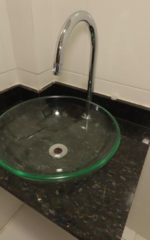 Apartamento à venda com 88m², 2 quartos e 2 vagasBanheiro Social - Pia