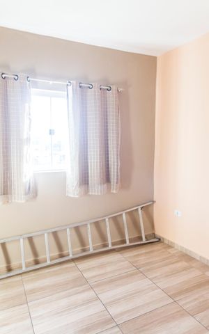 Casa à venda com 225m², 4 quartos e 2 vagas Casa à venda com 225m², 4 quartos e 2 vagasQuarto 4