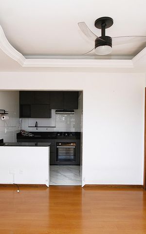 Apartamento para alugar com 79m², 3 quartos e 1 vagaSala