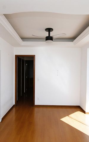 Apartamento para alugar com 79m², 3 quartos e 1 vagaSala