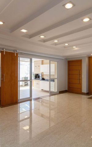 Apartamento à venda com 177m², 3 quartos e 4 vagas Apartamento à venda com 177m², 3 quartos e 4 vagasSala