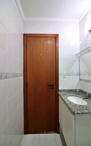 Apartamento à venda com 147m², 3 quartos e 2 vagasQuarto 1 - Suíte Banheiro 
