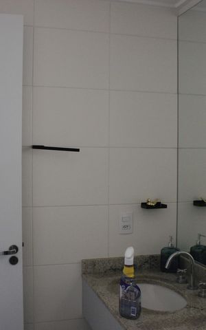 Apartamento à venda com 57m², 2 quartos e 1 vagaBanheiro da Suíte 