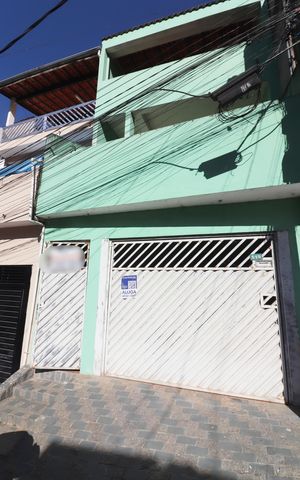 Casa para alugar com 270m², 2 quartos e 1 vagaFachada