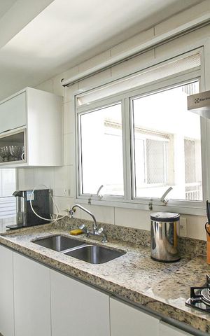Apartamento para alugar com 130m², 3 quartos e 2 vagasCozinha