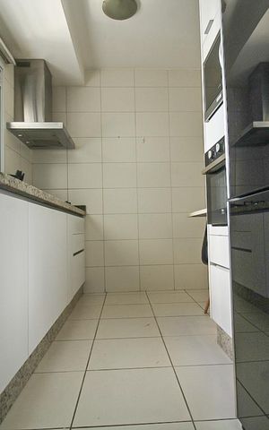 Apartamento para alugar com 130m², 3 quartos e 2 vagasCozinha