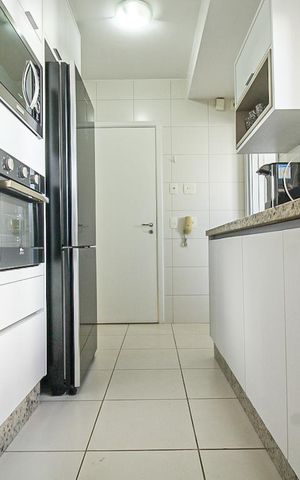 Apartamento para alugar com 130m², 3 quartos e 2 vagasCozinha