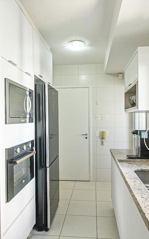 Apartamento para alugar com 130m², 3 quartos e 2 vagasCozinha