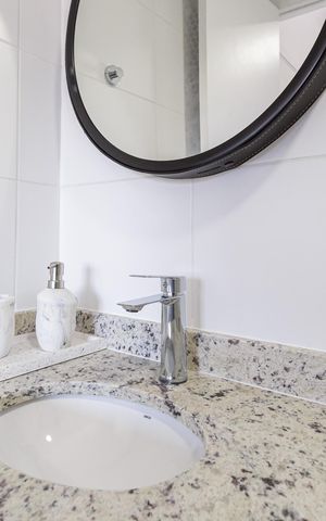 Apartamento para alugar com 24m², 1 quarto e sem vaga Apartamento para alugar com 24m², 1 quarto e sem vagaBanheiro da Suíte