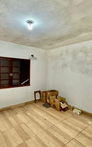 Casa à venda com 350m², 4 quartos e 4 vagas Casa à venda com 350m², 4 quartos e 4 vagasQuarto 1