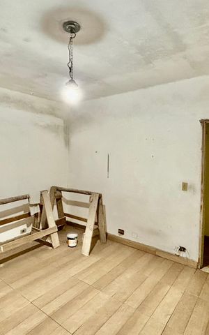 Casa à venda com 350m², 4 quartos e 4 vagas Casa à venda com 350m², 4 quartos e 4 vagasQuarto 2