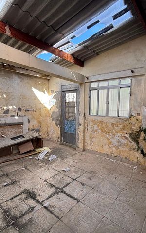 Casa à venda com 350m², 4 quartos e 4 vagas Casa à venda com 350m², 4 quartos e 4 vagasQuintal